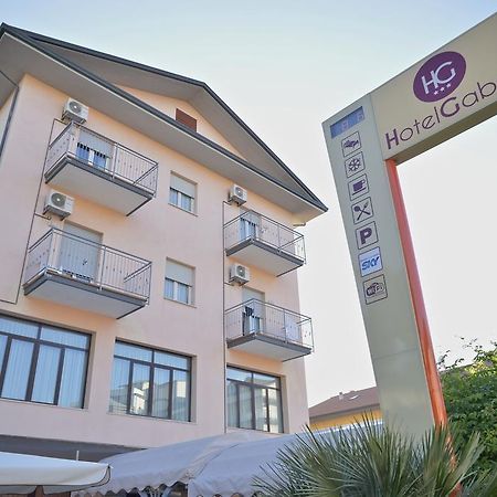 Hotel Gabry Cervia Kültér fotó